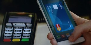 Samsung waives fees for Samsung Pay mobile payment service